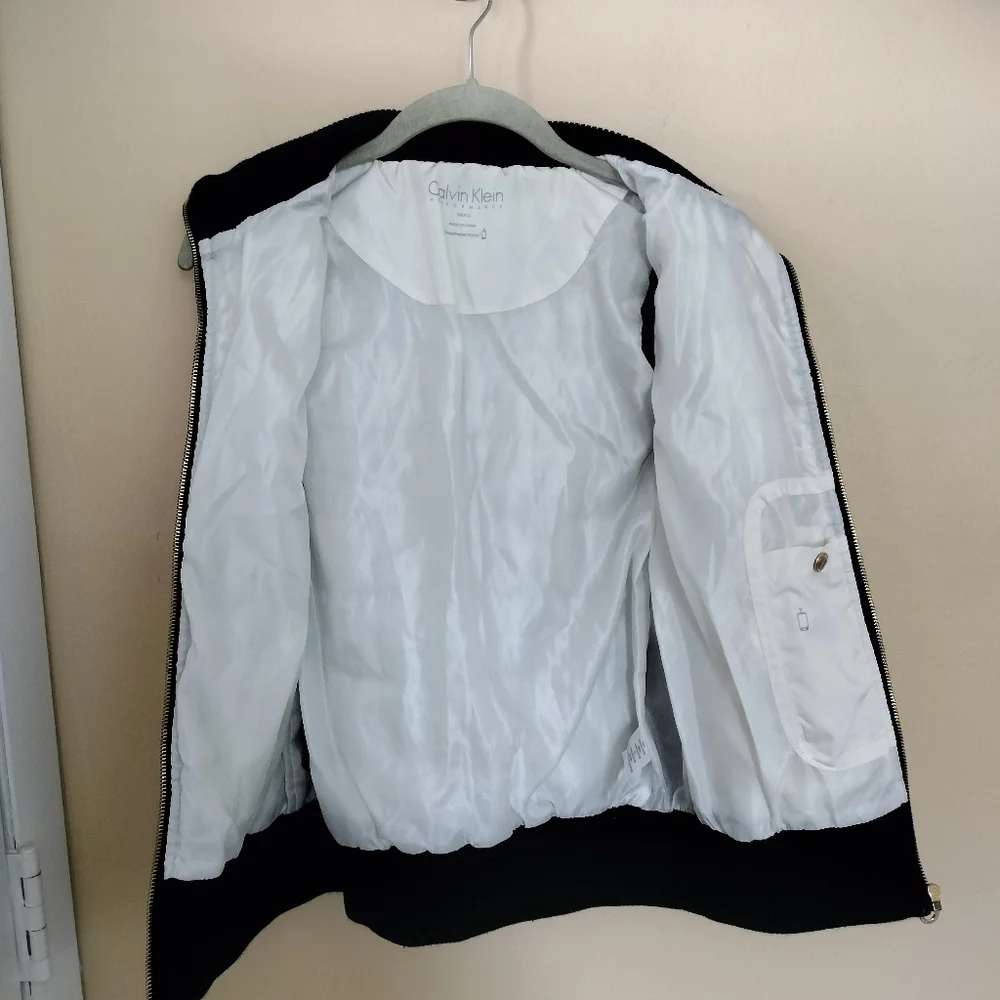 Calvin Klein Black White Quilted performance zip up vest S walking Jogging